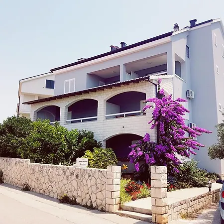 Luma Apartment Hvar Town